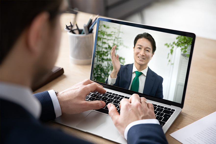 製造業の会社案内パンフレット作成｜遠方でも安心！デザイン会社との効果的なコミュニケーション術